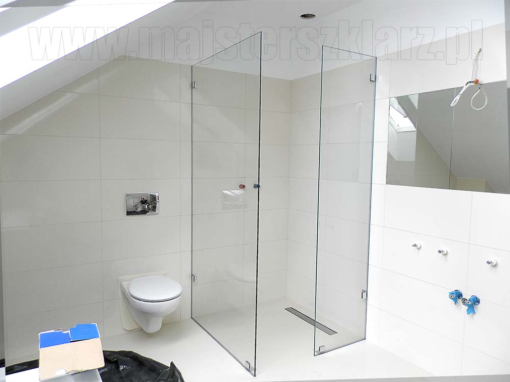Ścianki szklane - kabina walk-in